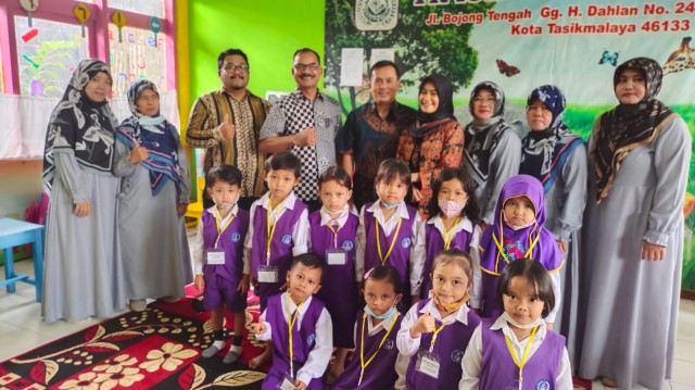 http://pgpaud-tasikmalaya.upi.edu/assets/file/file_foto/foto_1639129712.jpeg