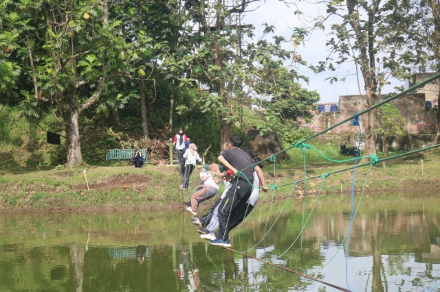 http://pgpaud-tasikmalaya.upi.edu/assets/file/file_foto/foto_1667190349.JPG
