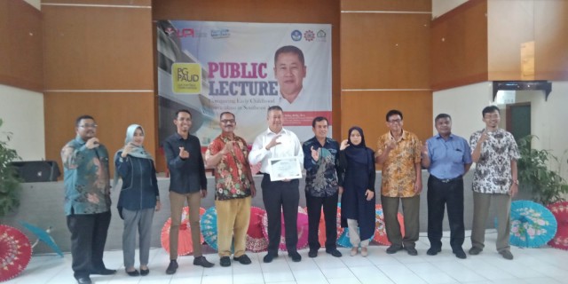 http://pgpaud-tasikmalaya.upi.edu/assets/file/file_foto/foto_1669617823.jpeg